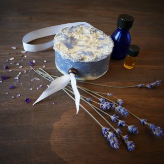 Savon exfoliant loofah, lavande et huile d’amande douce